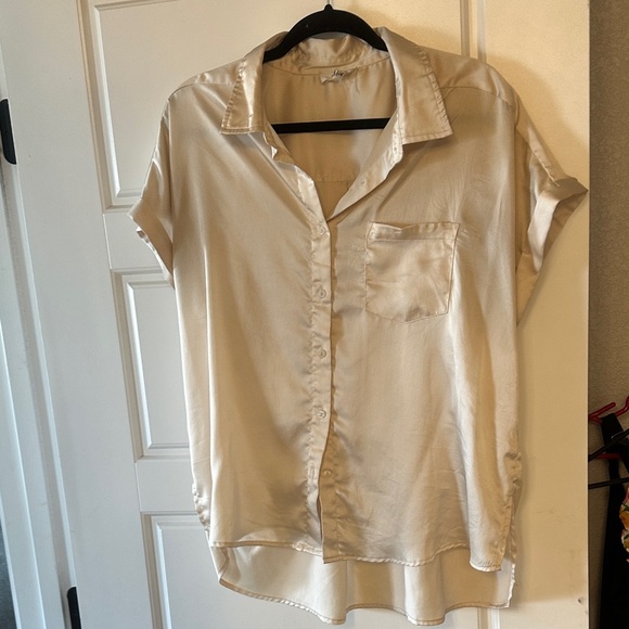 Entro Cream Button-Up Blouse - Picture 1 of 1